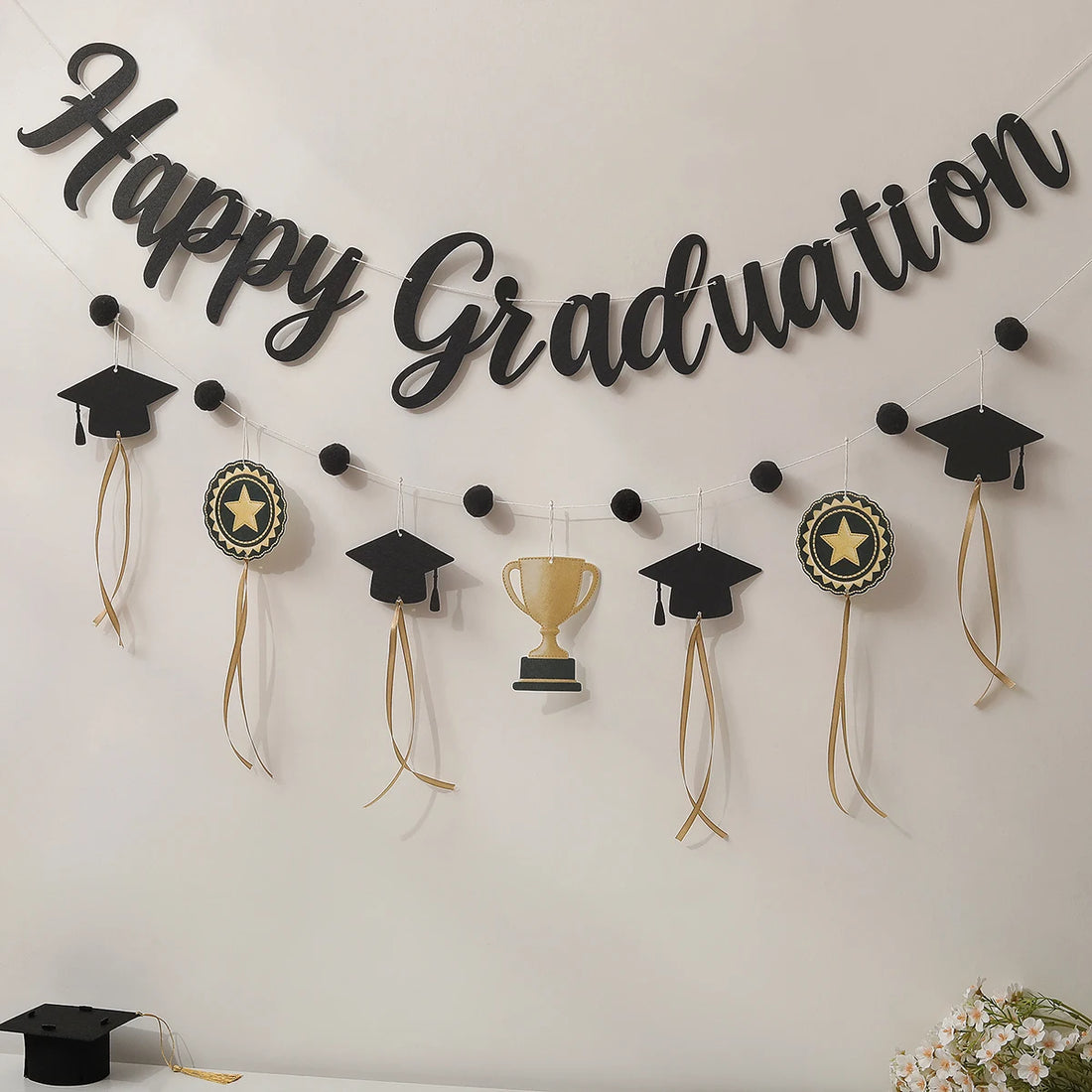 2026 Graduation Black Balloon Box Set